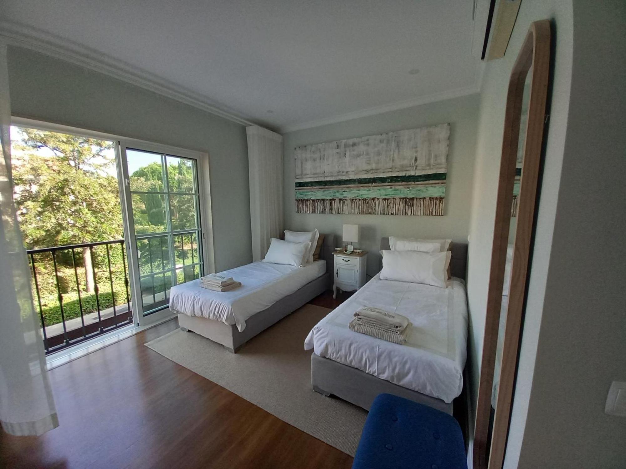 Luxury Apartment With Communal Pool And Terrace Quarteira Exterior foto